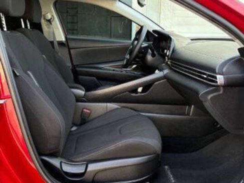 Used 2023 Hyundai Elantra SEL w/ Cargo Package image 33