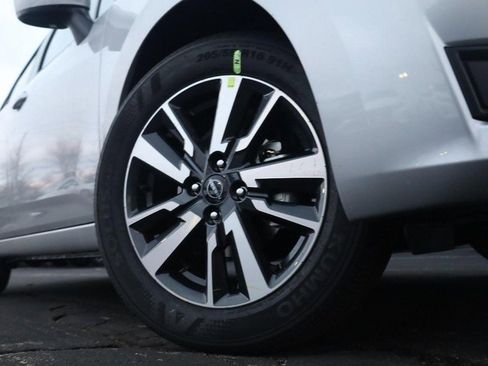 New 2025 Nissan Versa SV w/ Trunk Package image 3