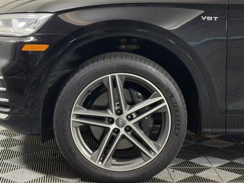 Used 2018 Audi SQ5 Premium Plus w/ Navigation Package image 13