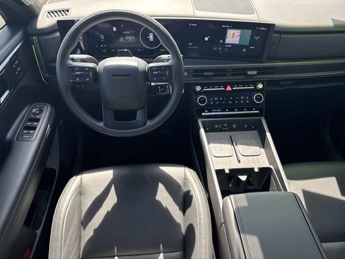 Used 2025 Hyundai Santa Fe Calligraphy image 22