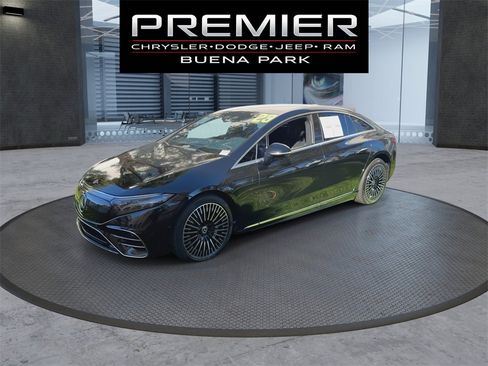 Used 2023 Mercedes-Benz EQS 580 4MATIC Sedan image 5