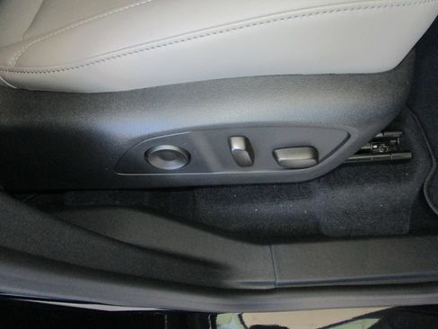 New 2026 GMC Acadia Elevation w/ Elevation Premium Package FWD image 29