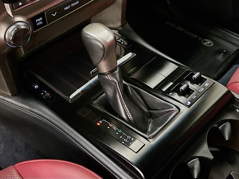 Used 2020 Lexus GX 460 Premium w/ Premium Package AWD/4WD image 25