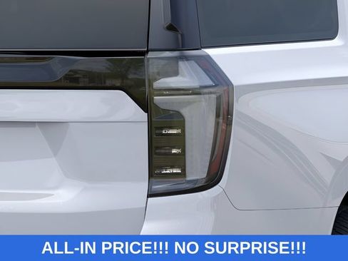 New 2026 Chevrolet Suburban Premier AWD/4WD image 11