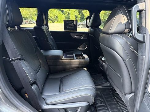 Certified 2026 INFINITI QX80 Autograph w/ Premium Cargo Package AWD/4WD image 22