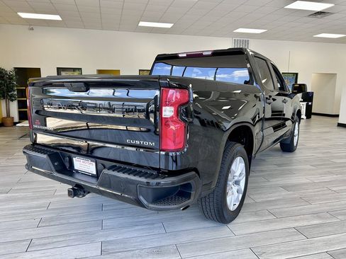 Used 2021 Chevrolet Silverado 1500 Custom w/ Safety Confidence Package RWD image 6