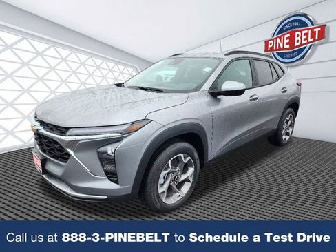 New 2026 Chevrolet Trax LT w/ Driver Confidence Package image 1