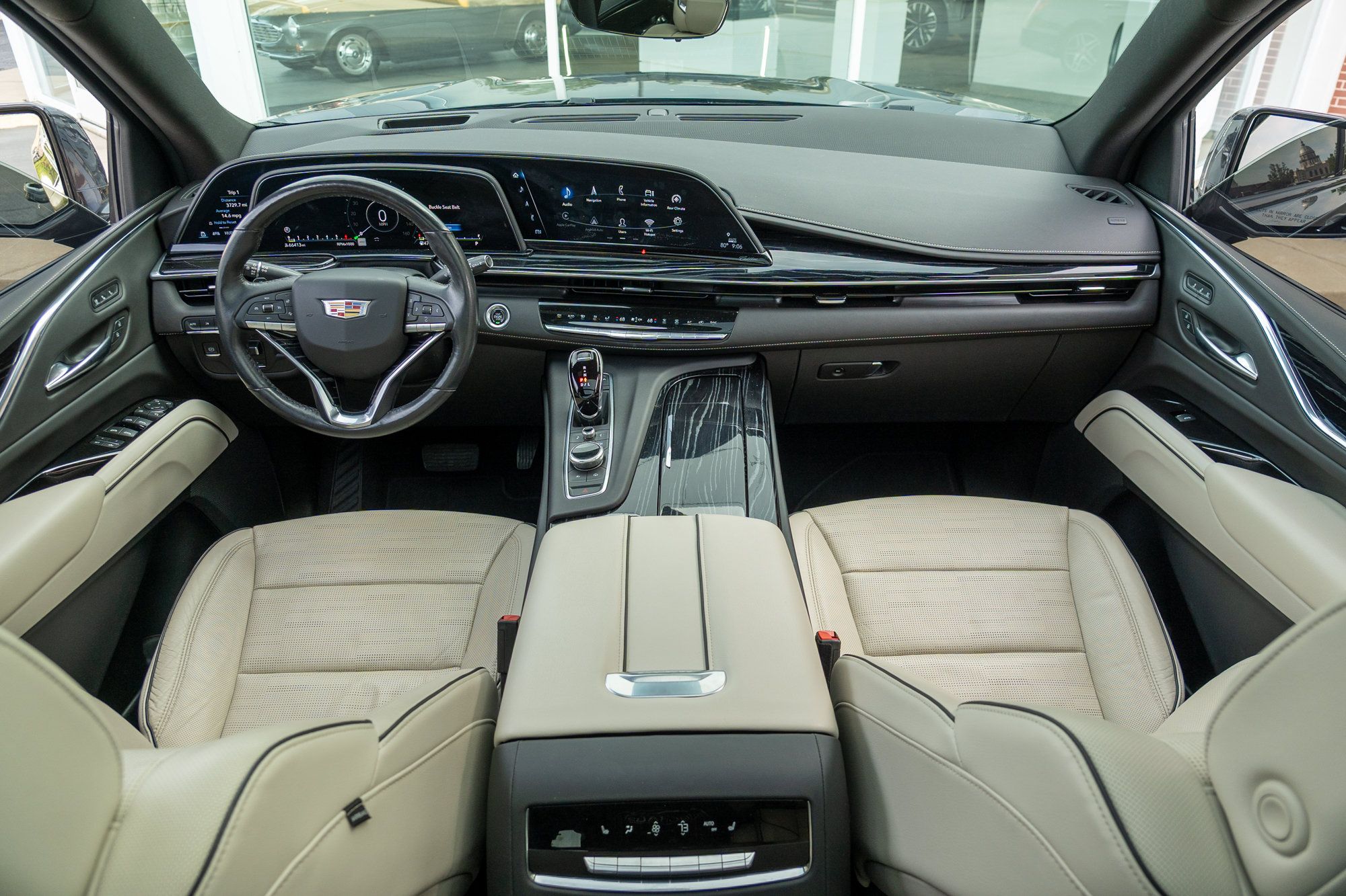 Used 2021 Cadillac Escalade Sport w/ Driver Assist Tech Package AWD/4WD image 18