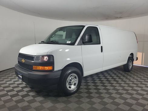 New 2026 Chevrolet Express 3500 Extended w/ Driver Convenience Package RWD image 8