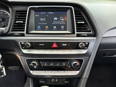 Used 2018 Hyundai Sonata SE FWD image 23