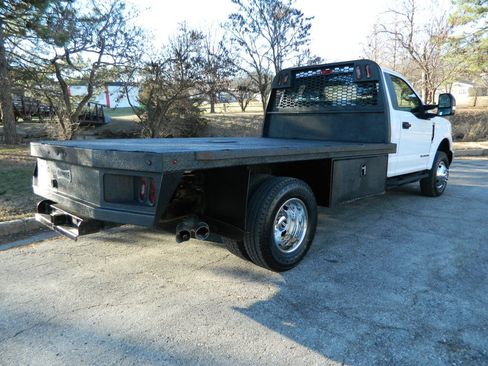 Used 2018 Ford F350 XL w/ Power Equipment Group image 7