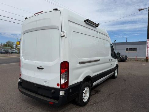 Used 2017 Ford Transit 250 148 High Roof RWD image 9