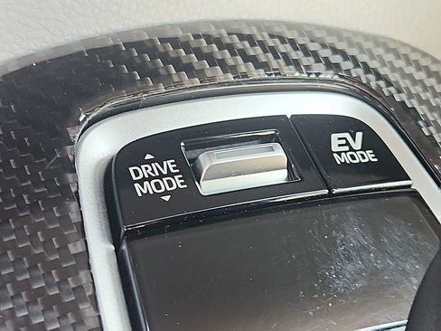 Used 2024 Toyota Corolla SE AWD/4WD image 22