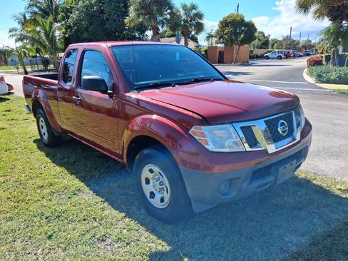 Used 2016 Nissan Frontier S image 4