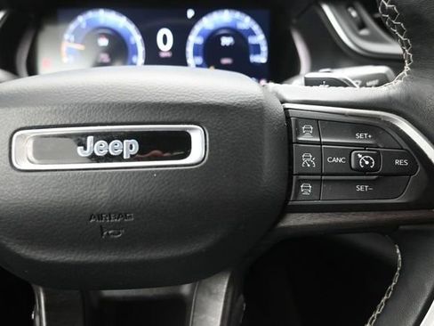 Used 2021 Jeep Grand Cherokee L Limited AWD/4WD image 27