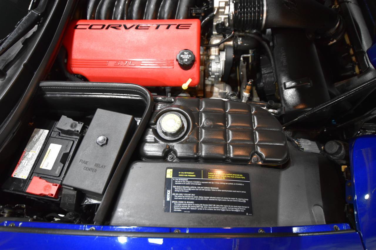 Used 2004 Chevrolet Corvette Z06 w/ Z06 Preferred Equipment Group RWD image 30