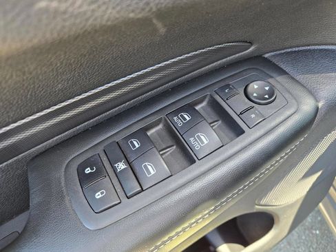 Used 2022 Dodge Durango GT RWD image 15