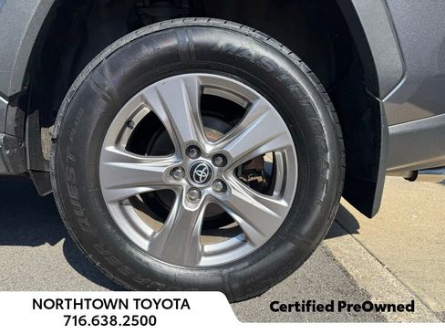Used 2023 Toyota RAV4 XLE w/ XLE Grade Weather Package AWD/4WD image 10