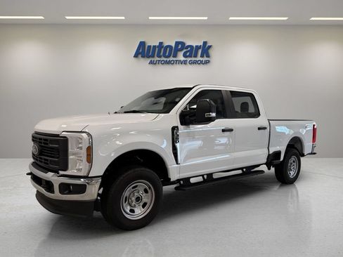 Used 2024 Ford F350 XL w/ XL Driver Assist Package AWD/4WD image 3