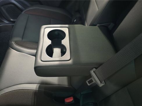 Used 2024 Chevrolet Equinox EV RS image 19