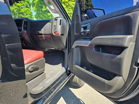 Used 2018 Chevrolet Silverado 1500 LT w/ All Star Edition AWD/4WD image 22