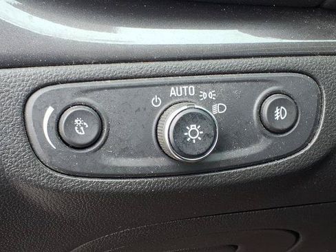 Used 2019 Buick Encore Essence w/ Experience Buick Package AWD/4WD image 15