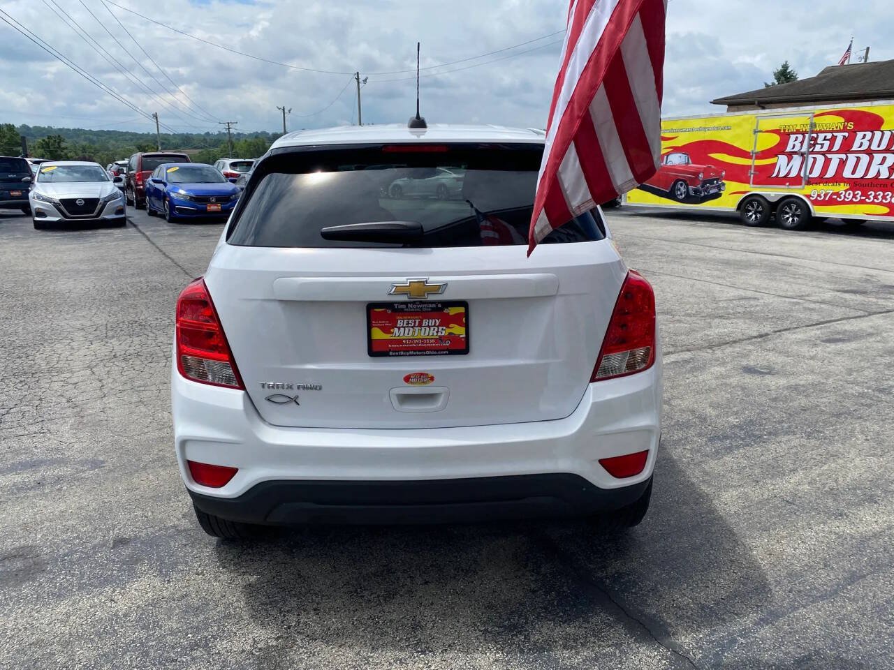 Used 2020 Chevrolet Trax LS w/ Tint and Cruise Package AWD/4WD image 4
