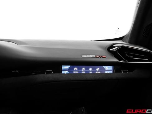Used 2023 Ferrari 296 GTB RWD image 33