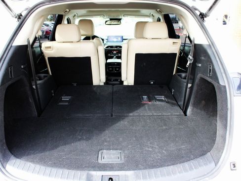 Used 2023 MAZDA CX-9 Touring image 12