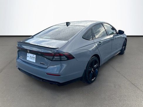 Used 2024 Honda Accord Sport image 7