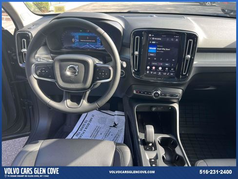 Used 2026 Volvo XC40 B5 Core w/ Protection Package Premier AWD/4WD image 12