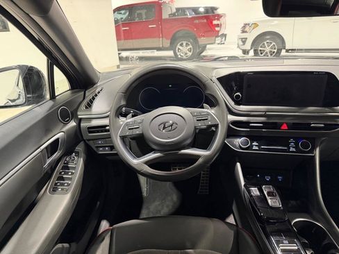 Used 2020 Hyundai Sonata SEL Plus w/ Tech Package image 24