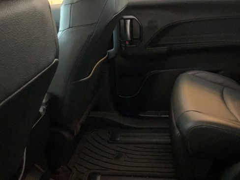 Certified 2025 Toyota Sienna Limited AWD/4WD image 27