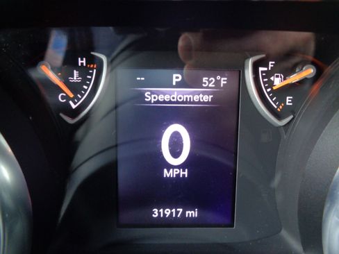 Used 2022 Jeep Wrangler Unlimited Sport image 18