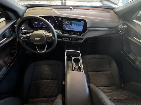 Used 2025 Chevrolet Equinox LT image 37