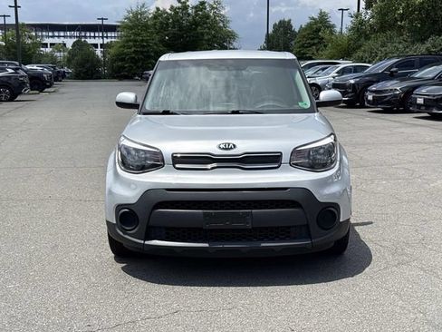 Used 2019 Kia Soul FWD image 4