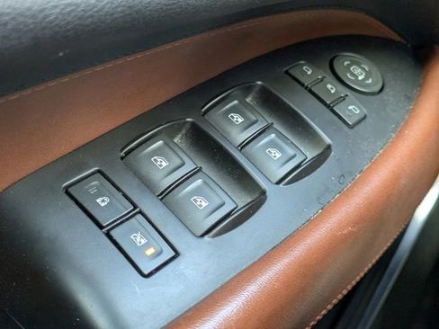 Used 2020 Cadillac Escalade Luxury image 27