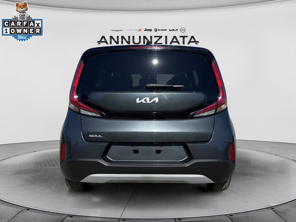 Certified 2025 Kia Soul LX w/ LX Technology Package FWD image 4