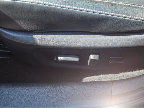 Used 2023 Nissan Sentra SR w/ SR Premium Package image 26