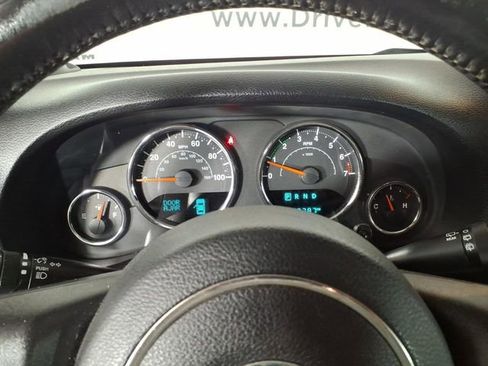 Used 2017 Jeep Wrangler Unlimited Sport AWD/4WD image 18