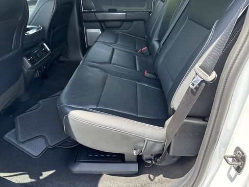 Used 2024 Ford F150 Lariat w/ Equipment Group 502A High AWD/4WD image 19
