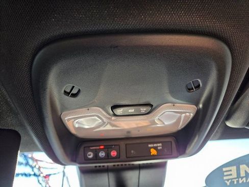 Used 2023 Chevrolet Colorado Trail Boss w/ Advanced Trailering Package image 21