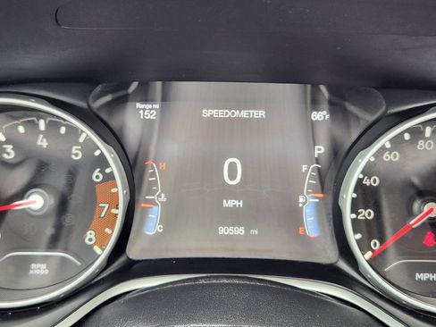 Used 2021 Jeep Compass Latitude w/ Sun and Sound Group AWD/4WD image 16