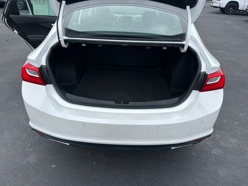 Used 2017 Chevrolet Malibu Premier w/ Premier Sun and Wheel Package FWD image 16