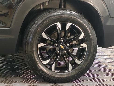 Used 2021 Chevrolet TrailBlazer LT w/ Sun and Liftgate Package FWD image 53