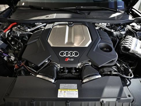 New 2025 Audi RS 6 performance image 34