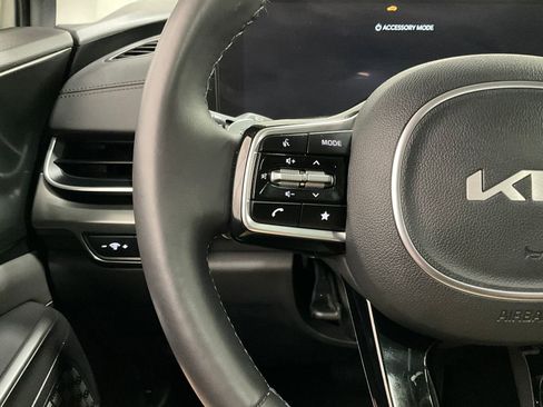 Used 2026 Kia Carnival SX Prestige image 18