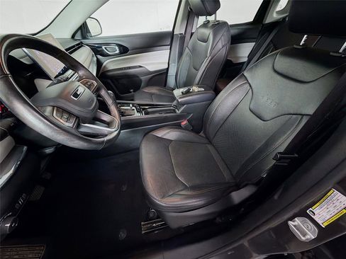 Used 2022 Jeep Compass Limited AWD/4WD image 11