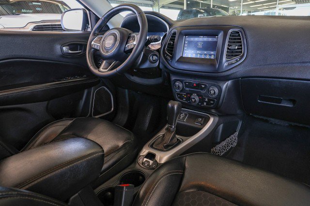 Used 2018 Jeep Compass Latitude w/ Popular Equipment Group FWD image 34