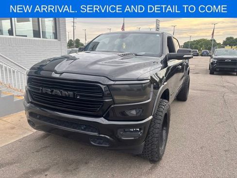 Used 2019 RAM 1500 Laramie AWD/4WD image 1